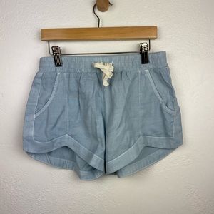 Kids billabong shorts mad for you size LG